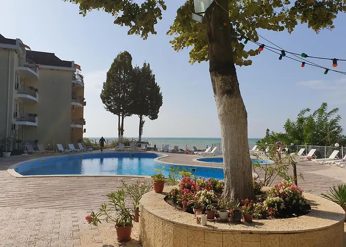 Helios Hotel